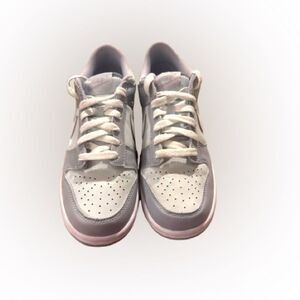 Nike Dunk Low Two-Toned Grey Shoes DH9765-001 Boys Size 6.5